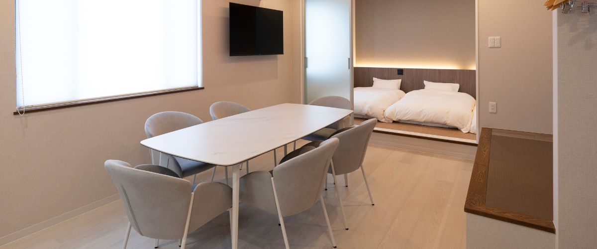 Precious Hotel 綾川